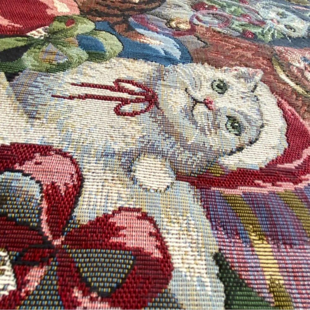 VINTAGE CATS & KITTENS CHRISTMAS Tapestry Whimsical Holiday Cat - Multicolor